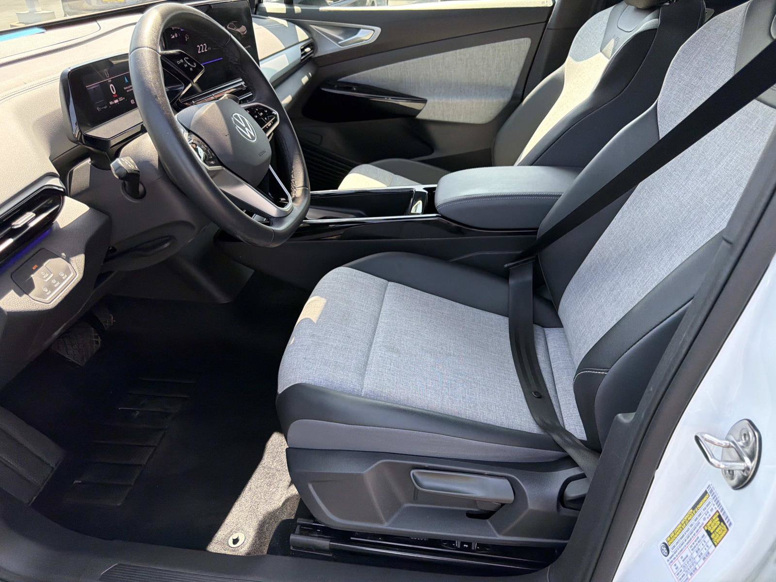 Certified 2023 Volkswagen ID.4 Pro AWD/4WD image 14