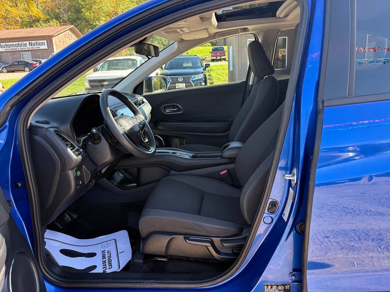Used 2022 Honda HR-V EX image 5