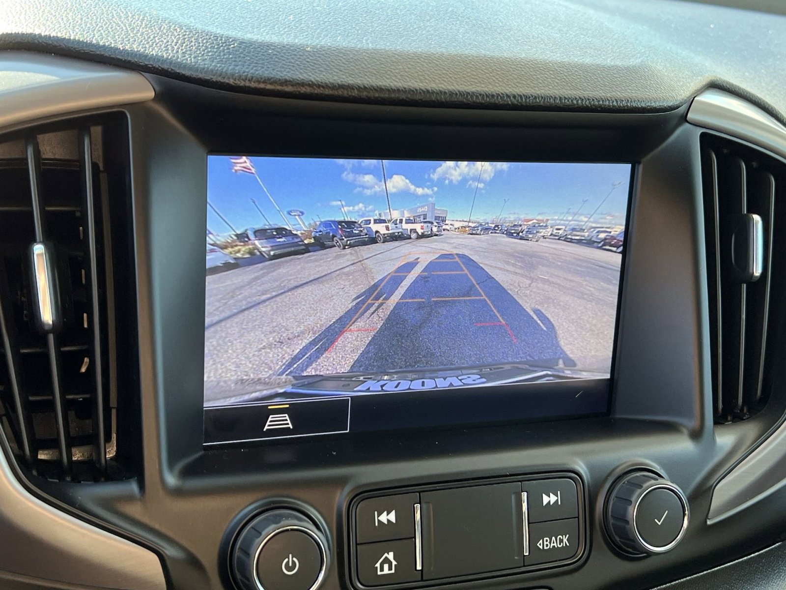 Used 2023 GMC Terrain AT4 image 19