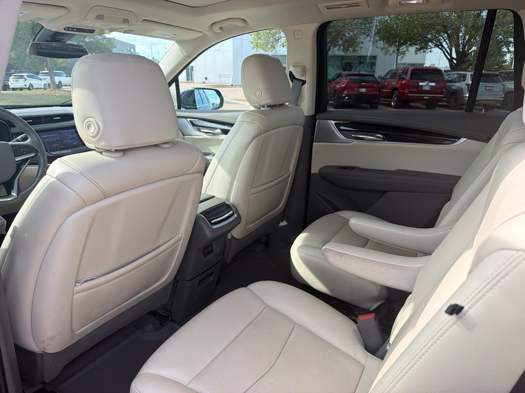 Used 2024 Cadillac XT6 Premium Luxury w/ LPO, Floor Liner Package AWD/4WD image 12