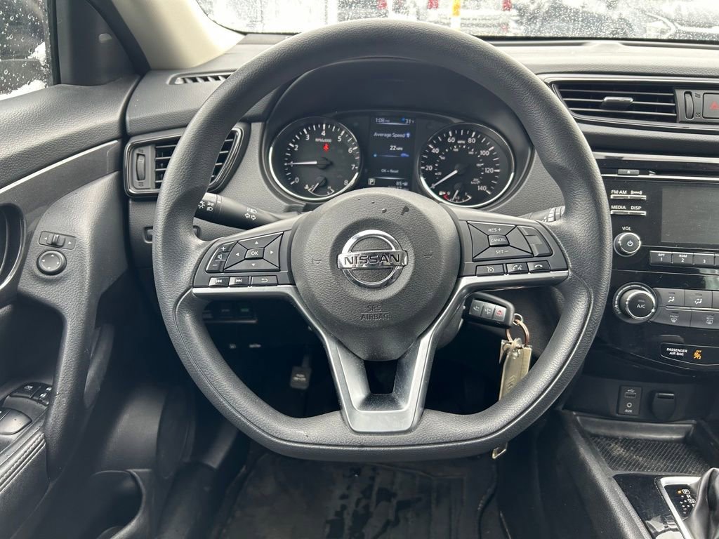 Used 2017 Nissan Rogue S image 10