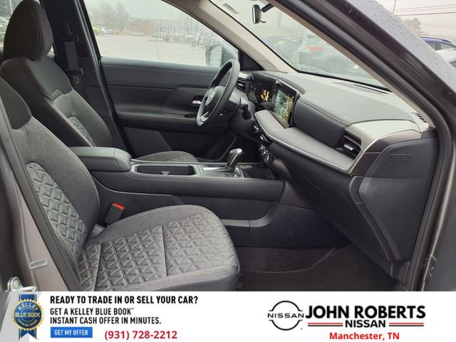 Certified 2025 Nissan Kicks SV image 18