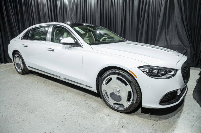 New 2026 Mercedes-Benz Maybach S 580 4MATIC image 3
