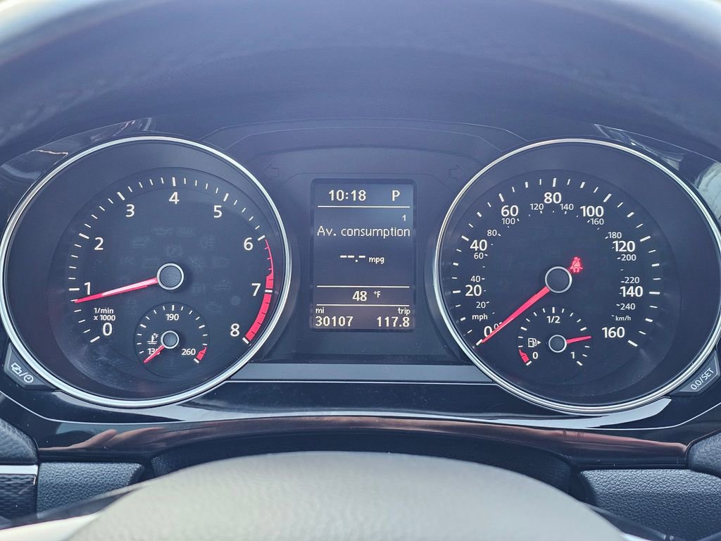 Used 2017 Volkswagen Jetta SEL image 28