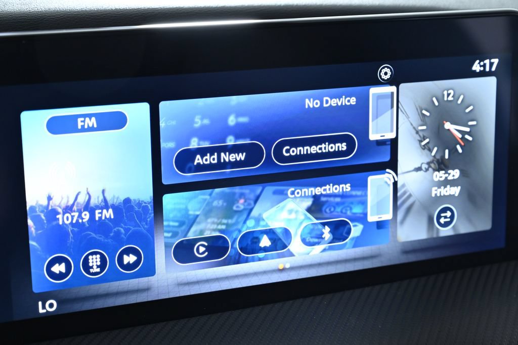 Certified 2025 Nissan Kicks SR AWD/4WD image 20
