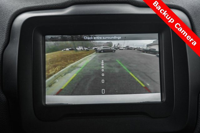 Used 2019 Jeep Renegade Latitude w/ Cold Weather Group image 8