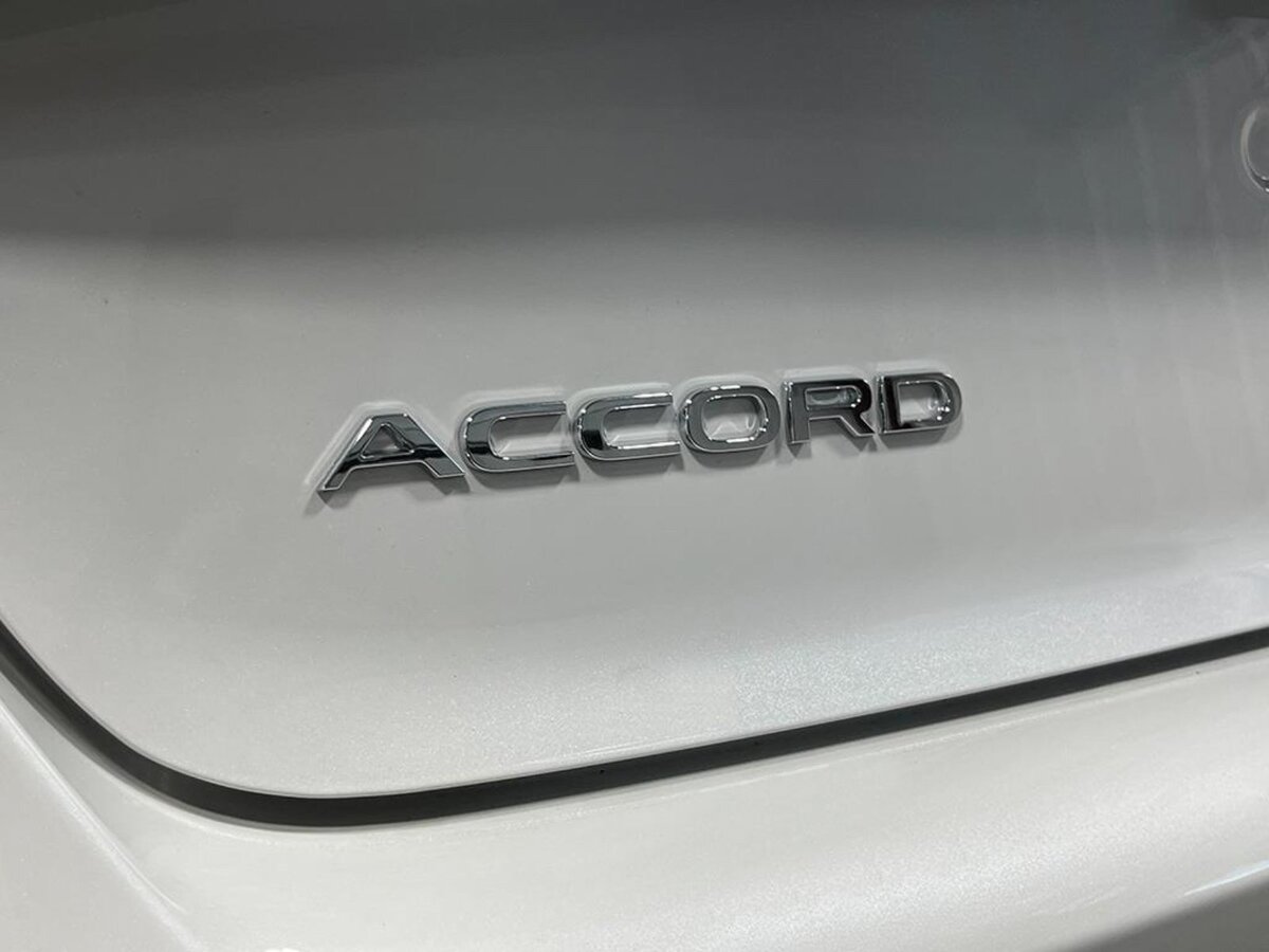 New 2026 Honda Accord Touring image 7