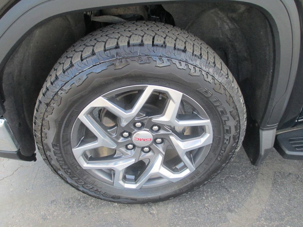 Used 2024 GMC Sierra 1500 SLT w/ SLT Premium Plus Package image 14