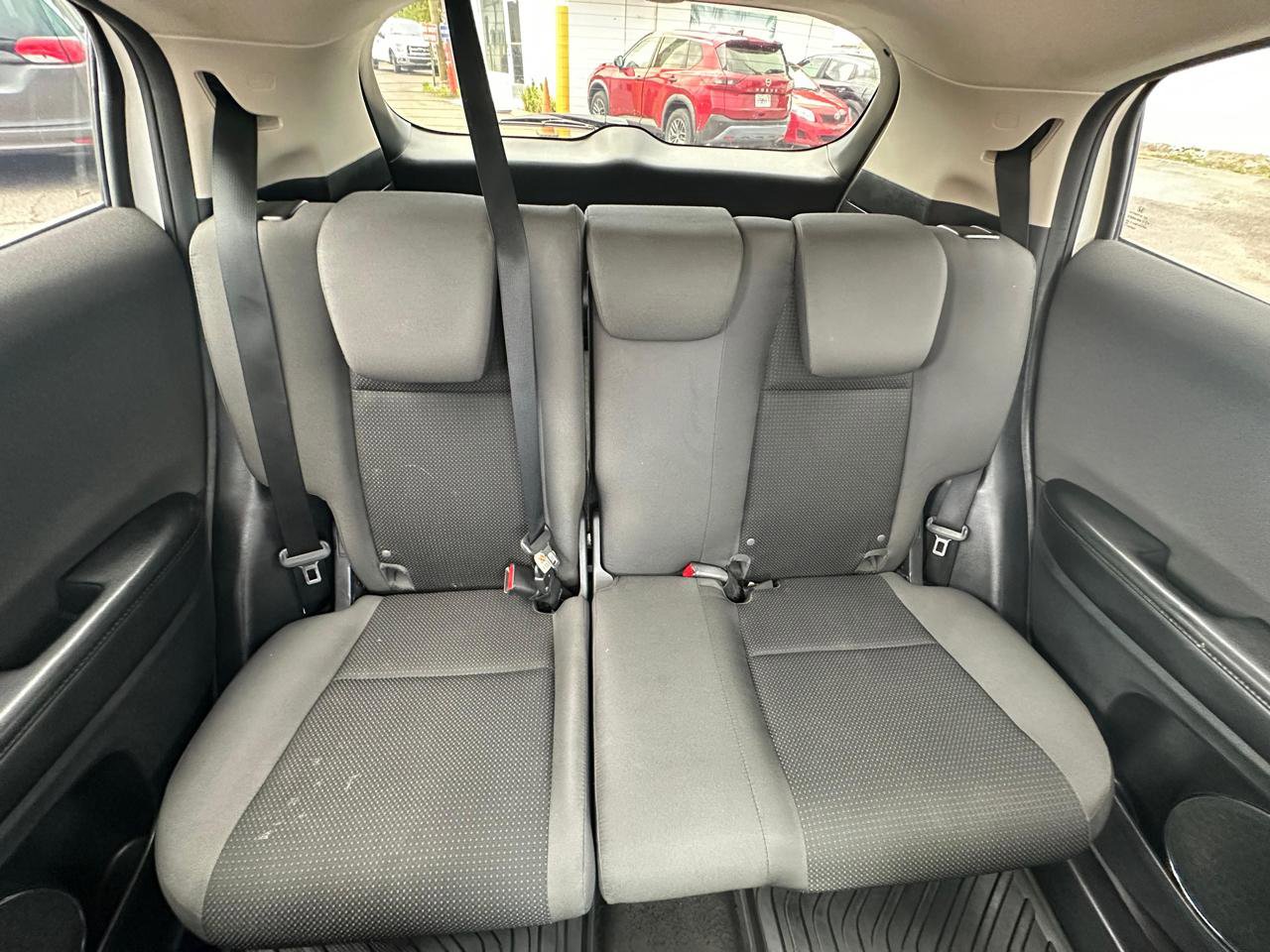 Used 2022 Honda HR-V EX image 18