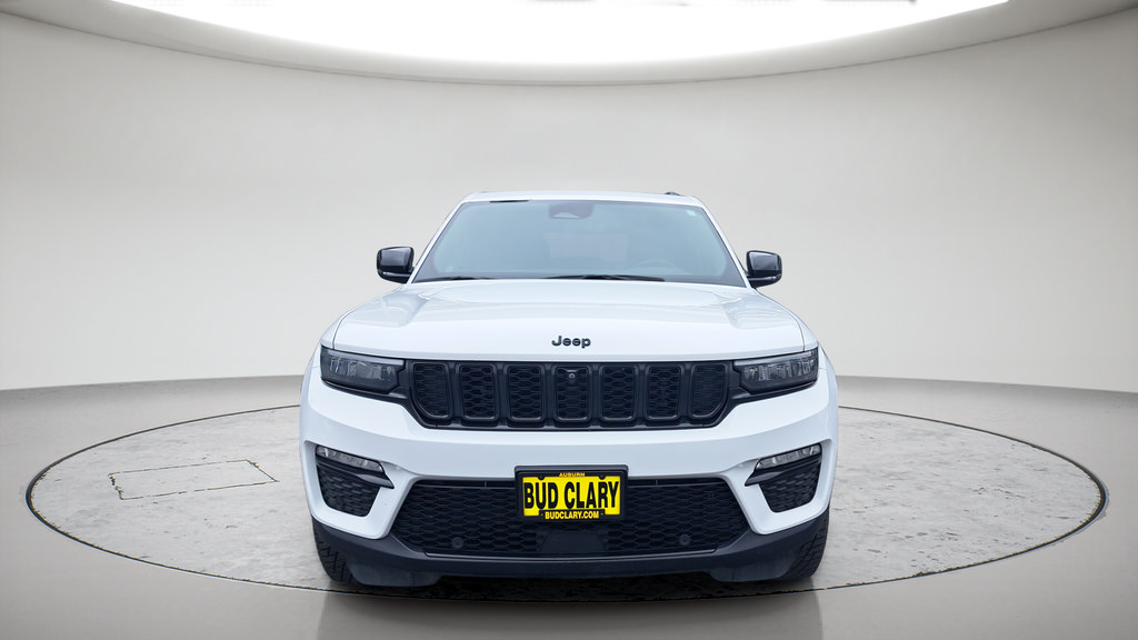 Used 2024 Jeep Grand Cherokee Limited w/ Luxury Tech Group II AWD/4WD image 2