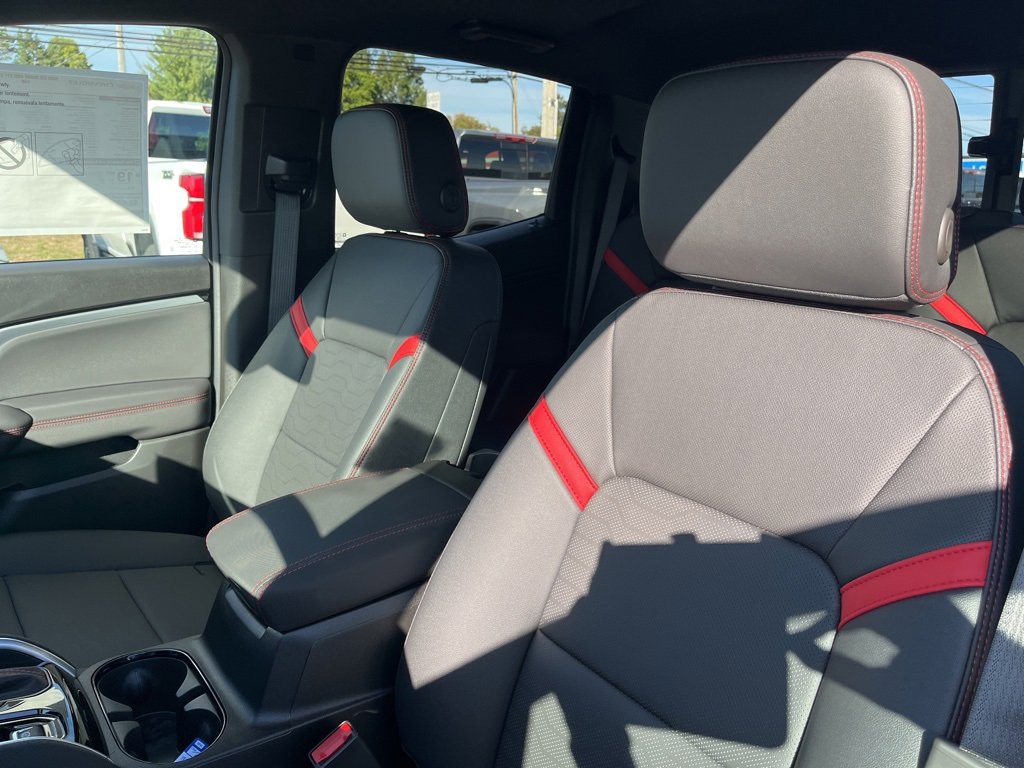 New 2026 Chevrolet Colorado Z71 image 13