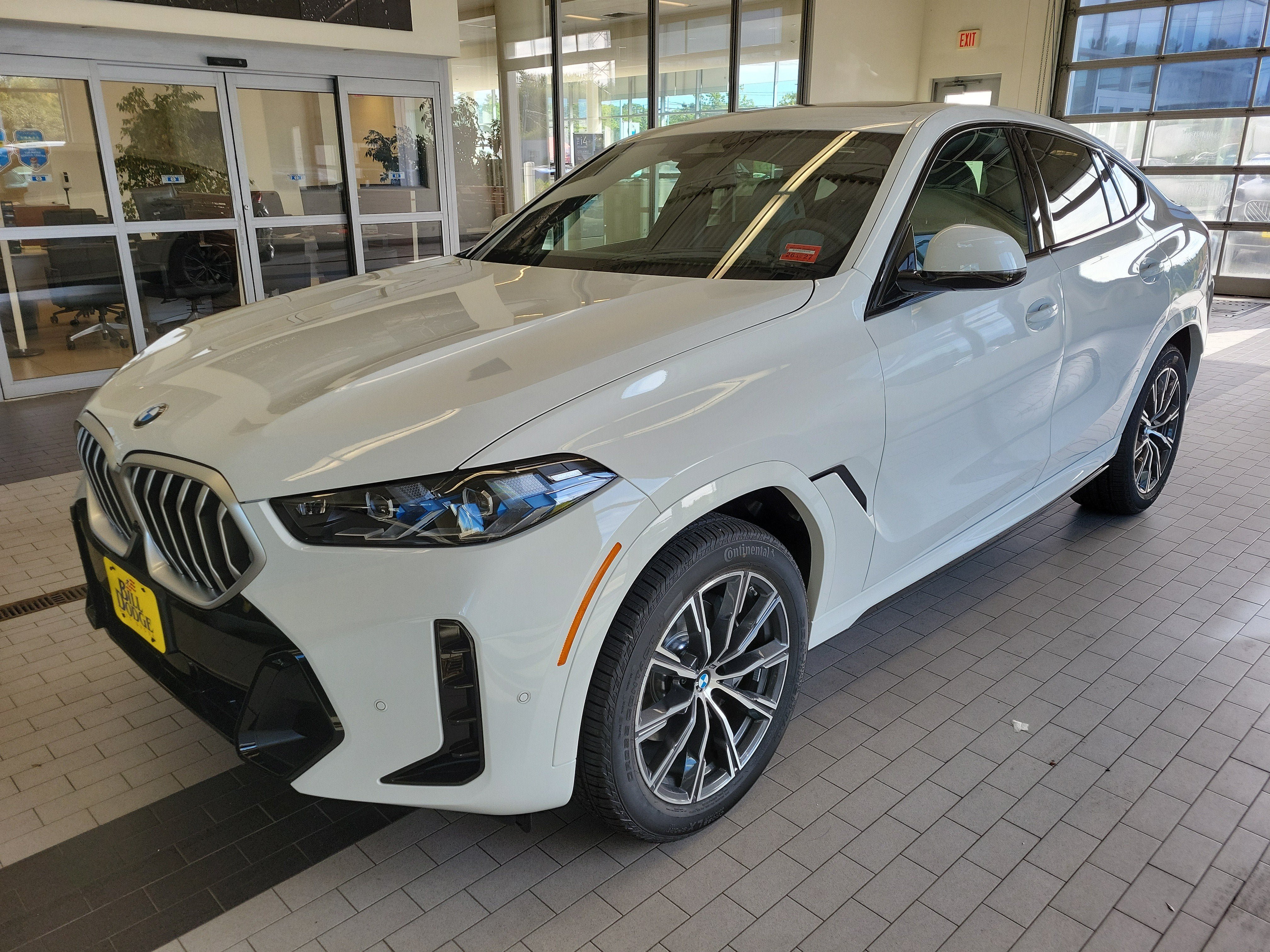 New 2027 BMW X6 xDrive40i w/ Premium Package AWD/4WD image 1