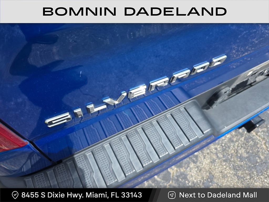 Used 2023 Chevrolet Silverado 1500 RST w/ Z71 Off-Road Package image 12