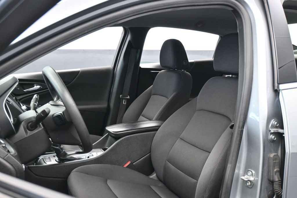 Used 2024 Chevrolet Malibu LT FWD image 10