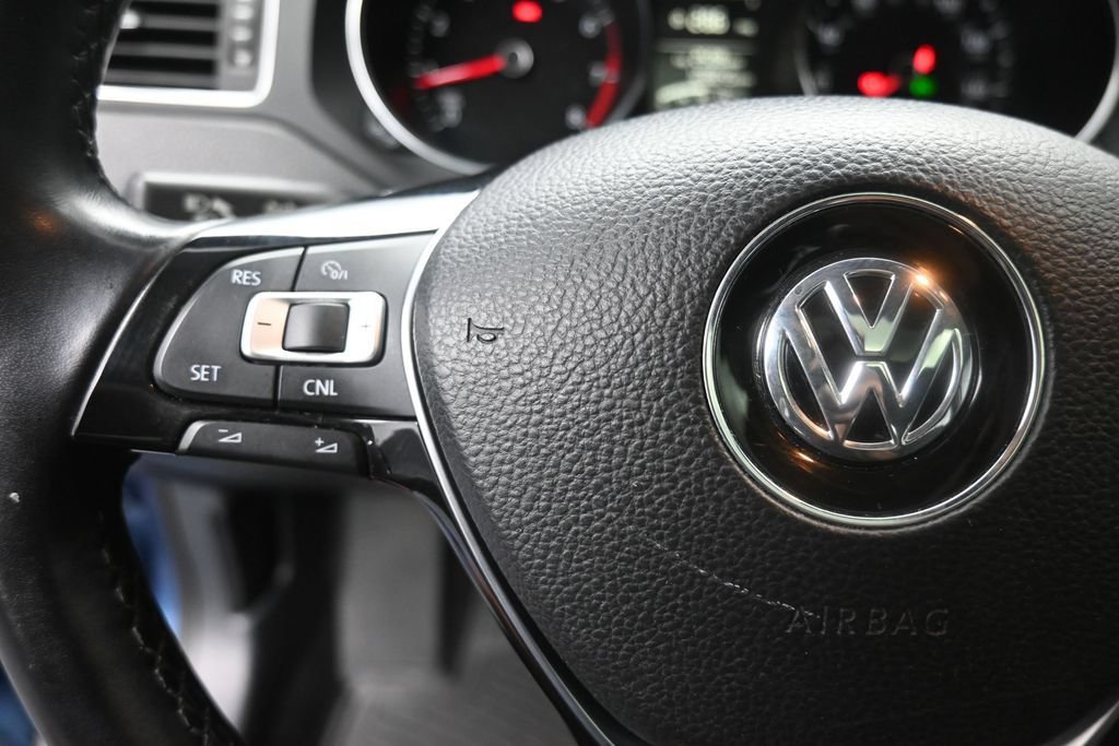 Used 2015 Volkswagen Jetta SE FWD image 15
