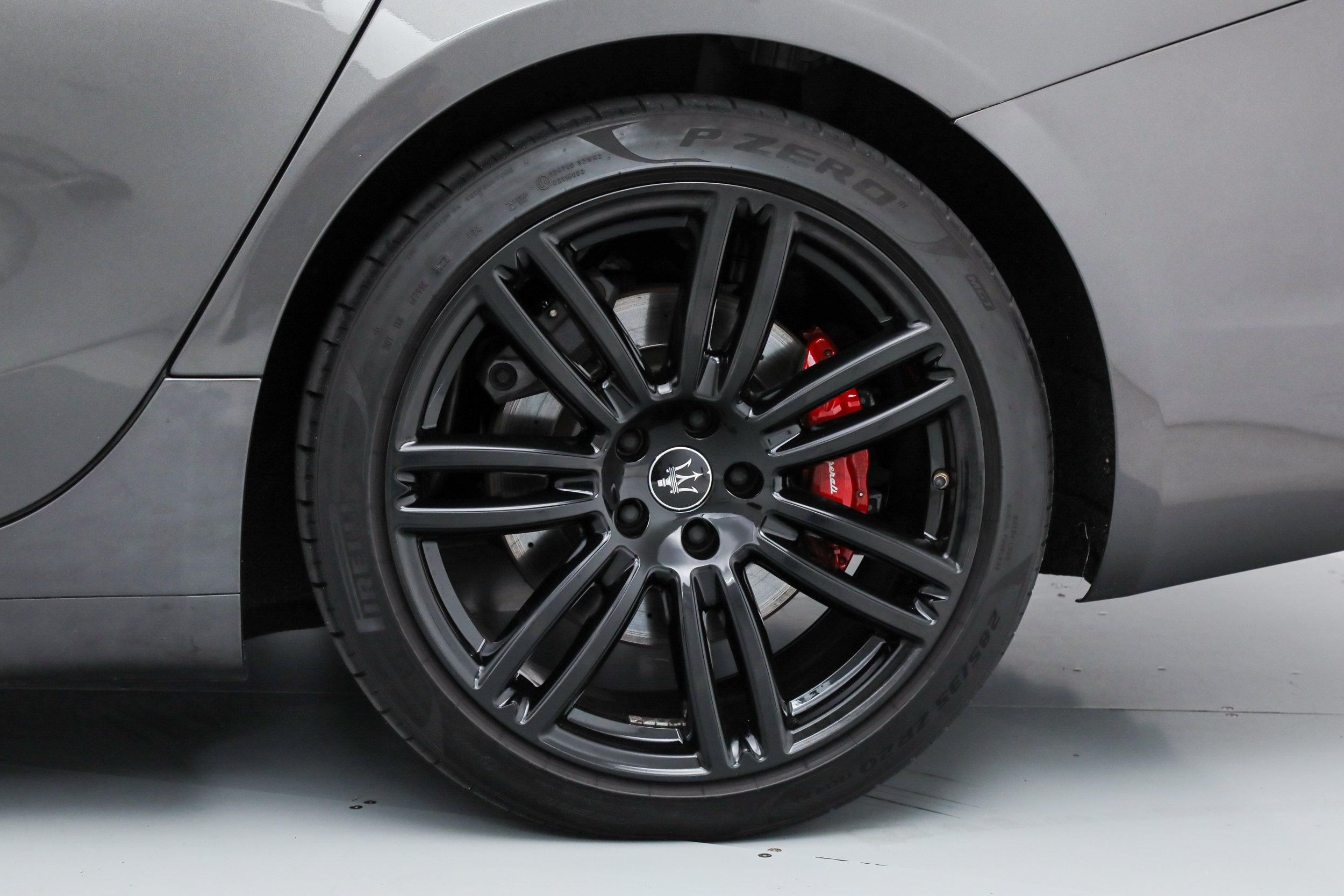 Certified 2023 Maserati Ghibli Modena RWD image 18