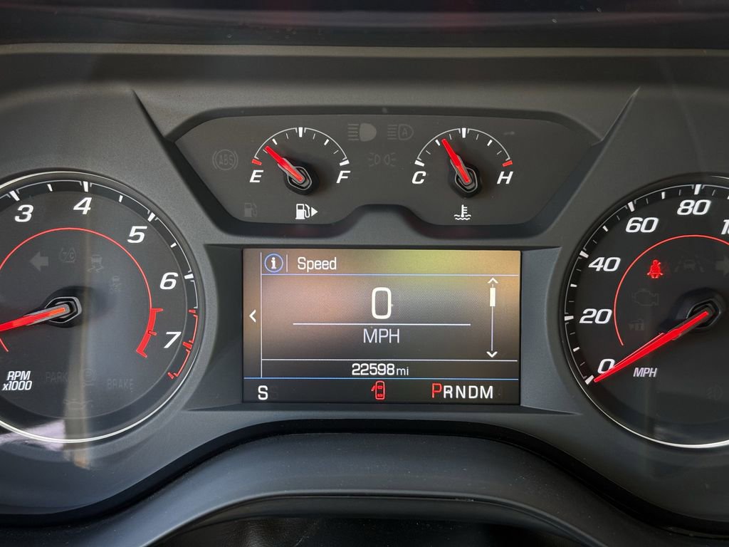 Used 2020 Chevrolet Camaro LT w/ Technology Package image 16