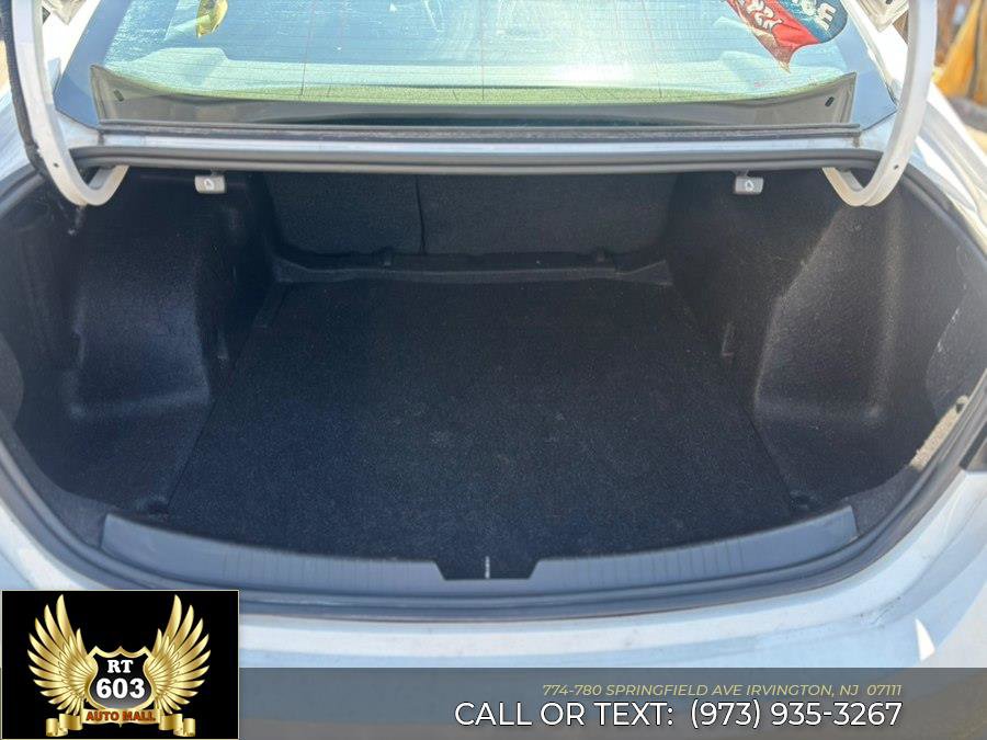 Used 2019 Chevrolet Malibu LT image 6