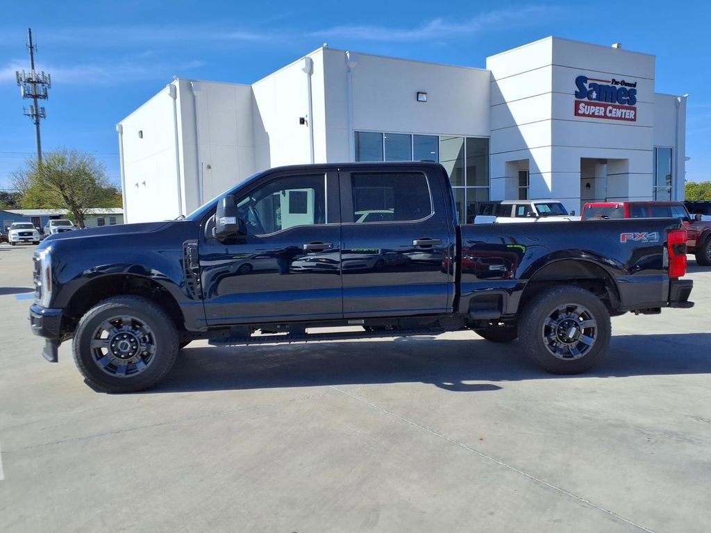 Used 2024 Ford F250 XL w/ STX Appearance Package image 4