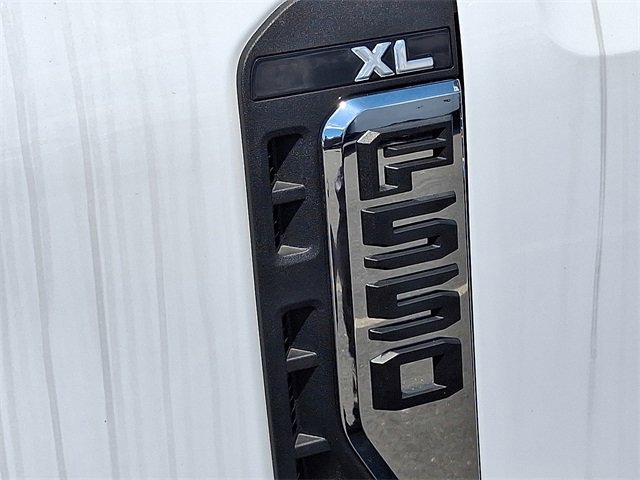 New 2024 Ford F550 4x4 Regular Cab Super Duty image 4