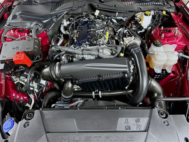 Used 2025 Ford Mustang Coupe image 20