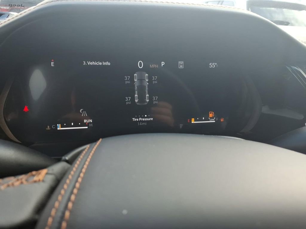 New 2026 Jeep Grand Cherokee Summit w/ Obsidian Package image 24