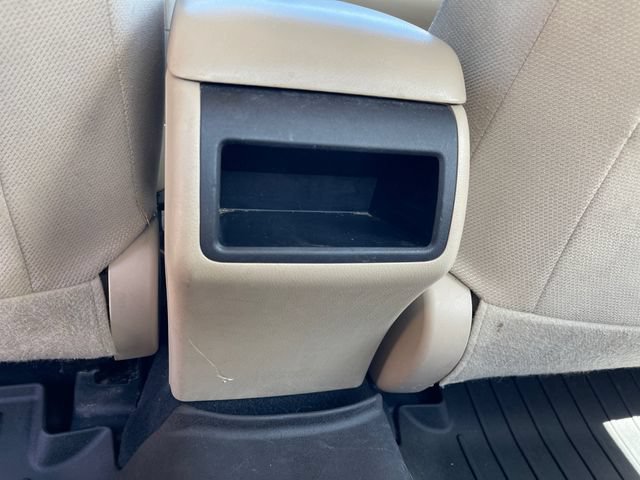 Used 2012 Toyota Camry LE FWD image 16