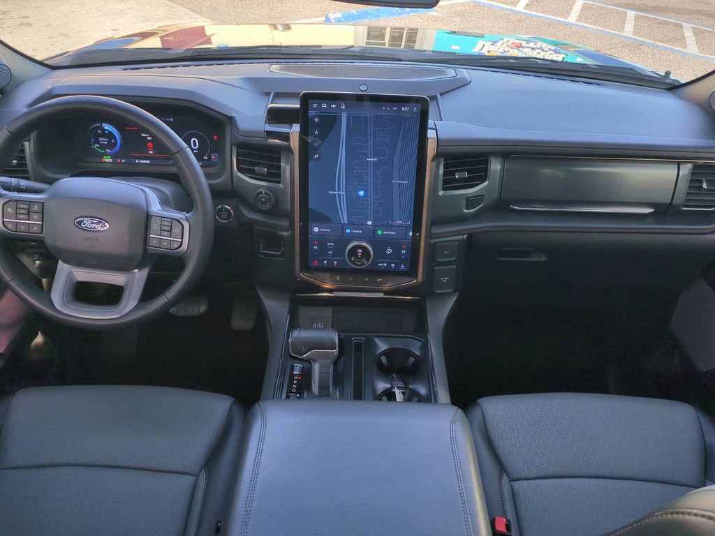 Used 2024 Ford F150 Lightning Lariat image 17