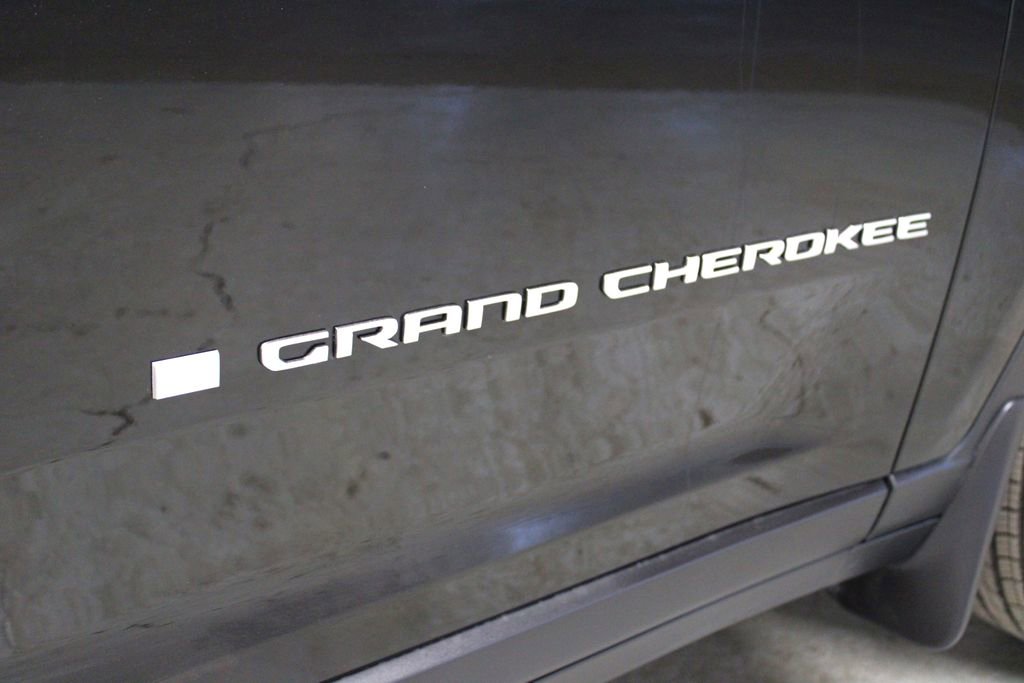 New 2026 Jeep Grand Cherokee Laredo image 35