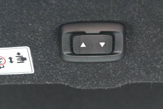 Used 2016 BMW 428i xDrive Convertible AWD/4WD image 31