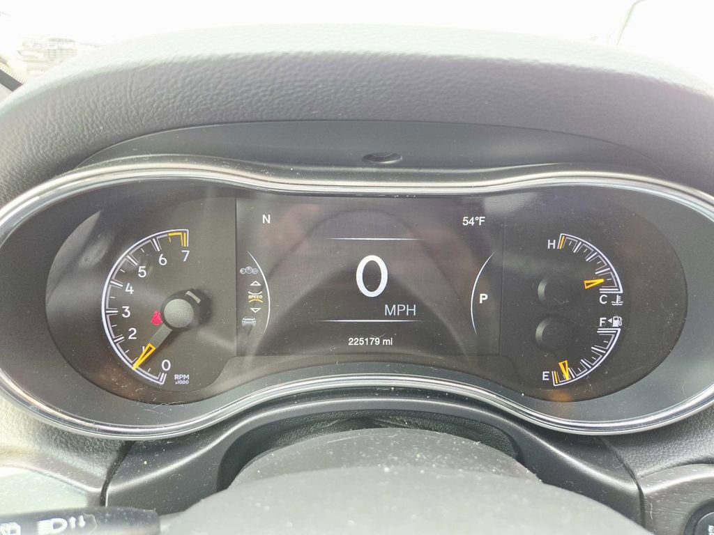 Used 2018 Jeep Grand Cherokee Laredo image 10