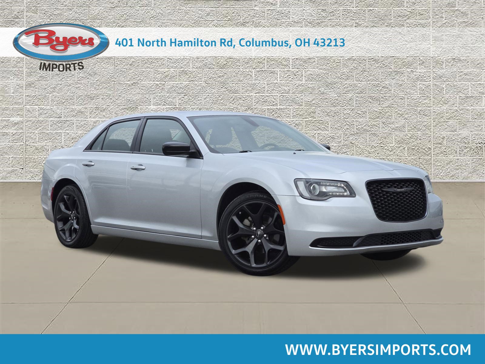 Used 2023 Chrysler 300 Touring w/ Sport Appearance Package RWD image 1