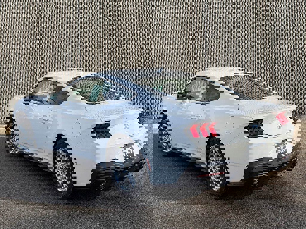 New 2026 Ford Mustang Coupe image 4