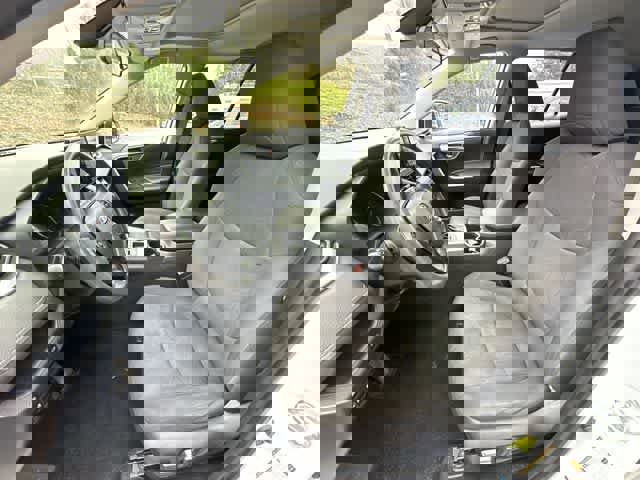 Used 2020 Toyota RAV4 XLE w/ Convenience Package image 17