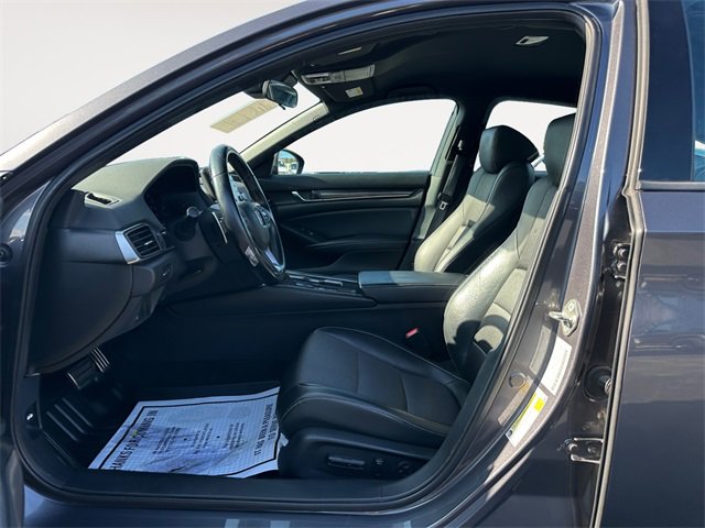 Used 2018 Honda Accord Sport image 9