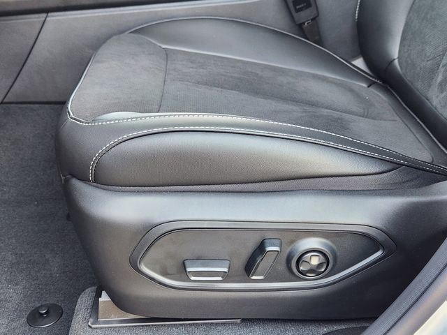 New 2025 Jeep Grand Cherokee Altitude RWD image 18