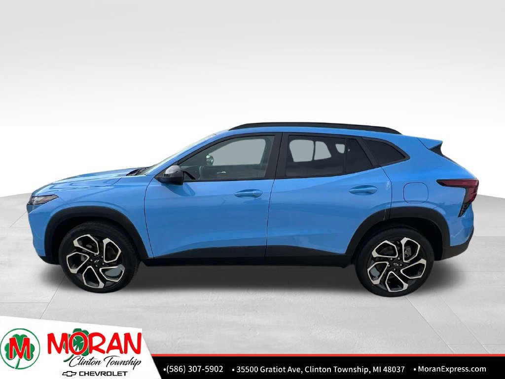 Certified 2024 Chevrolet Trax RS w/ Driver Confidence Package FWD image 3