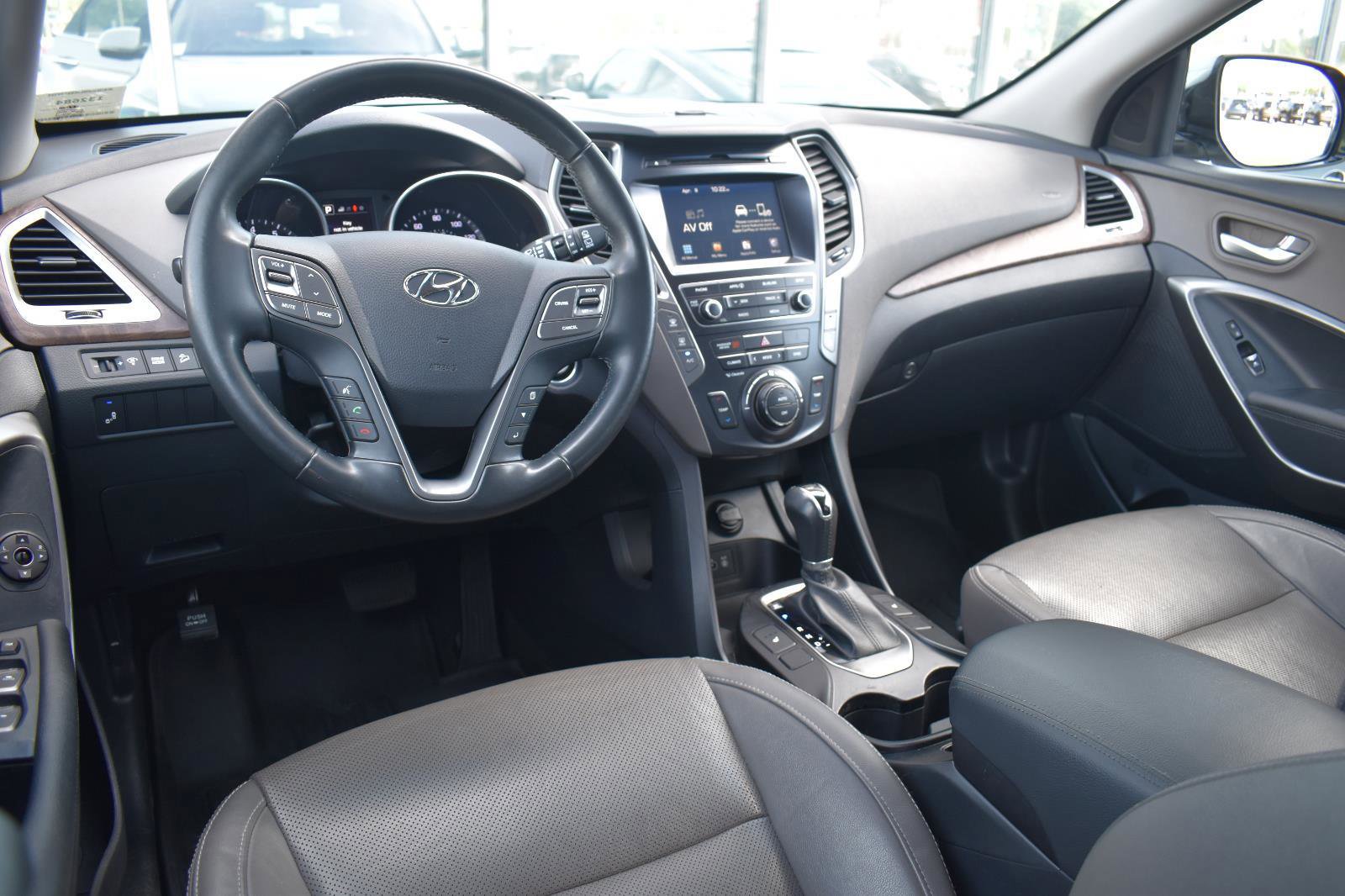 Used 2018 Hyundai Santa Fe SE w/ SE Premium Package 02 FWD image 30