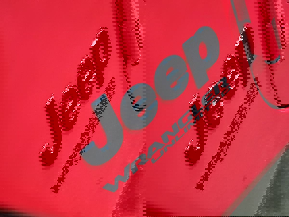 Used 2021 Jeep Wrangler Unlimited Sport image 25