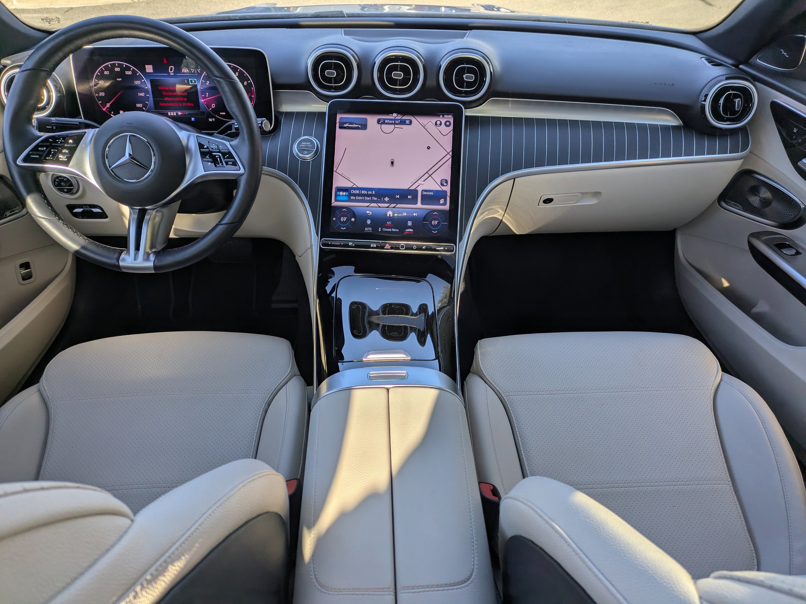 Used 2024 Mercedes-Benz C 300 Sedan image 9