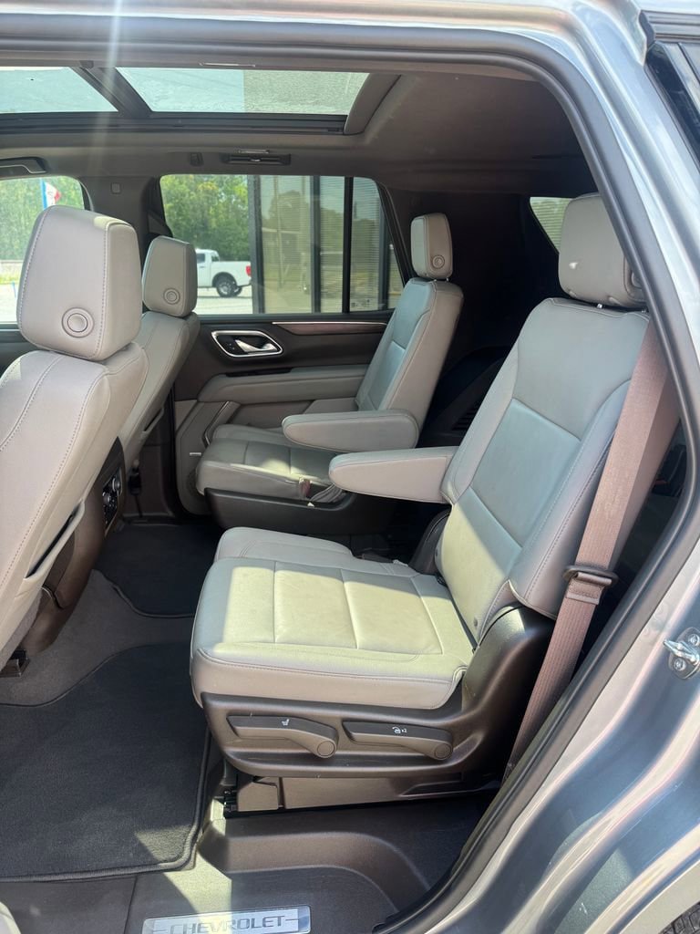 Used 2023 Chevrolet Tahoe Z71 w/ Off-Road Capability Package AWD/4WD image 18