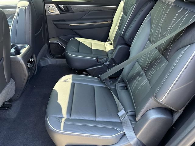 New 2026 Buick Enclave Avenir w/ Super Cruise Package FWD image 11