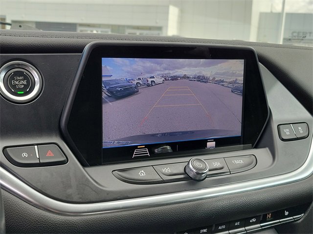 Used 2020 Chevrolet Blazer LT image 17