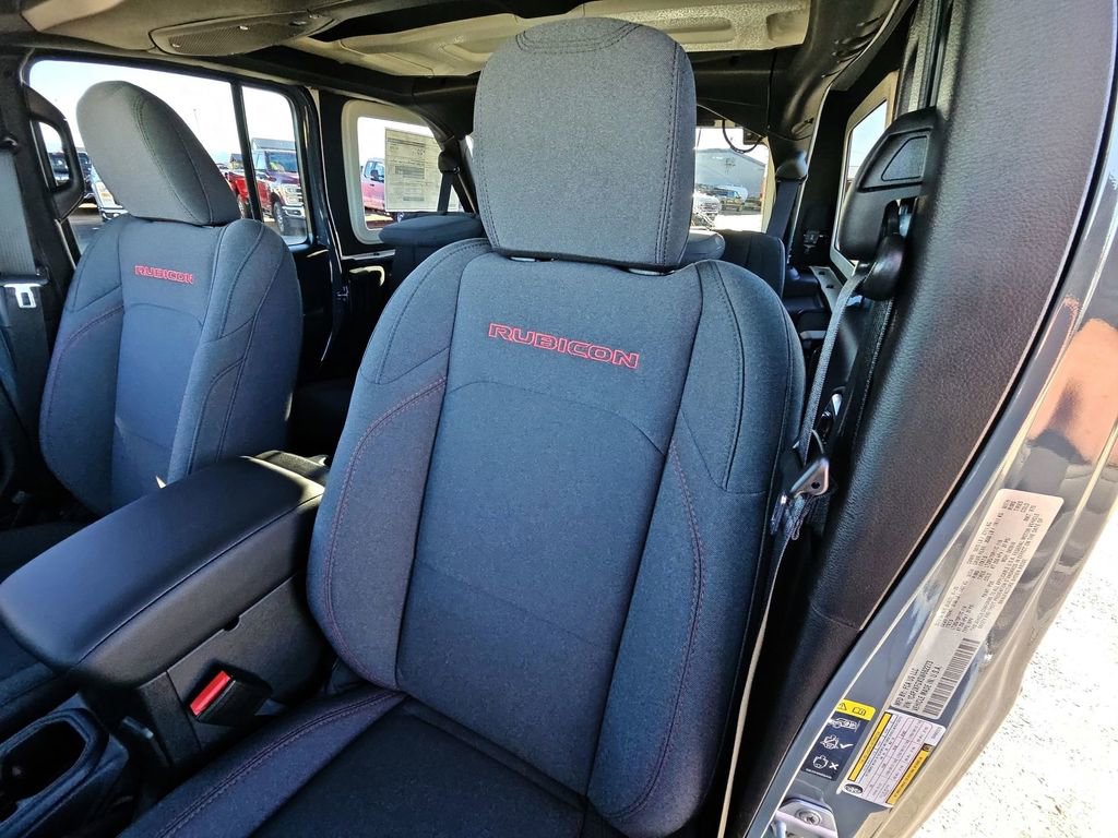 New 2025 Jeep Wrangler Unlimited Rubicon w/ Convenience Group image 30