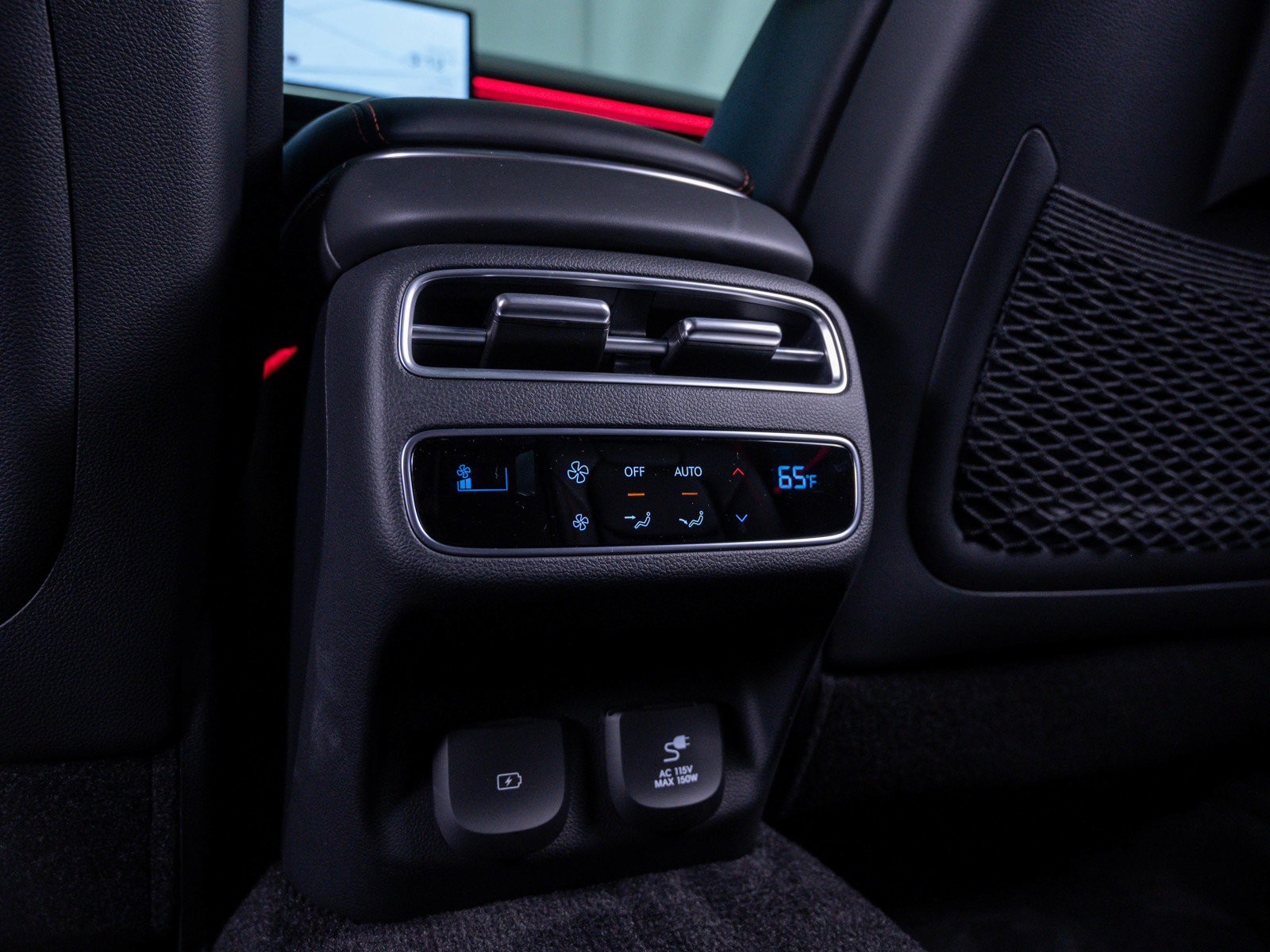 Used 2026 Genesis GV70 2.5T Sport Prestige image 17