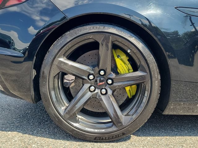 Used 2023 Chevrolet Corvette Z06 RWD image 7
