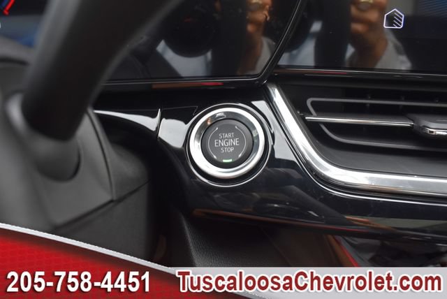 New 2026 Chevrolet Trax RS w/ Sunroof Package FWD image 31