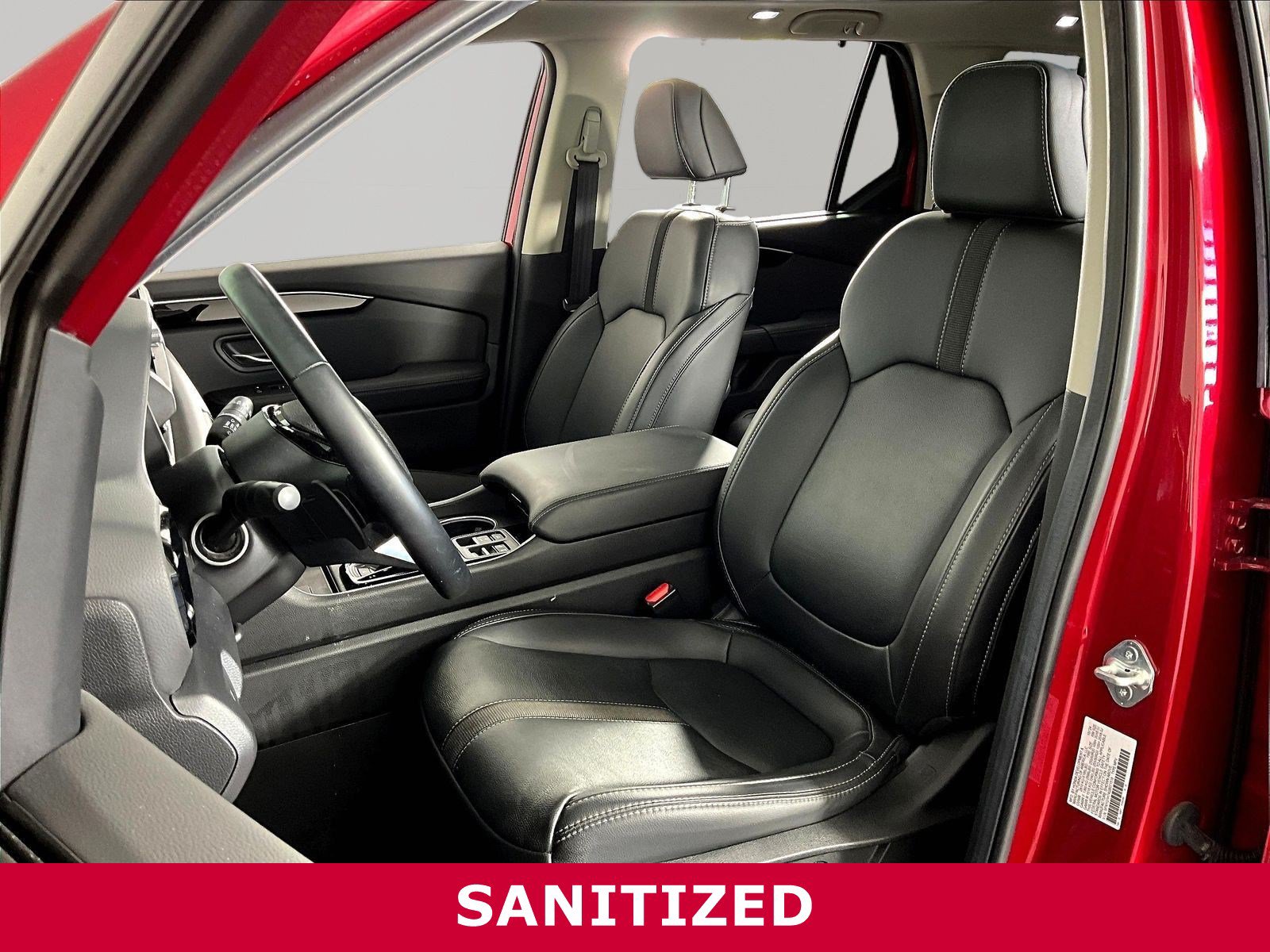 Used 2025 Honda Pilot Touring image 19