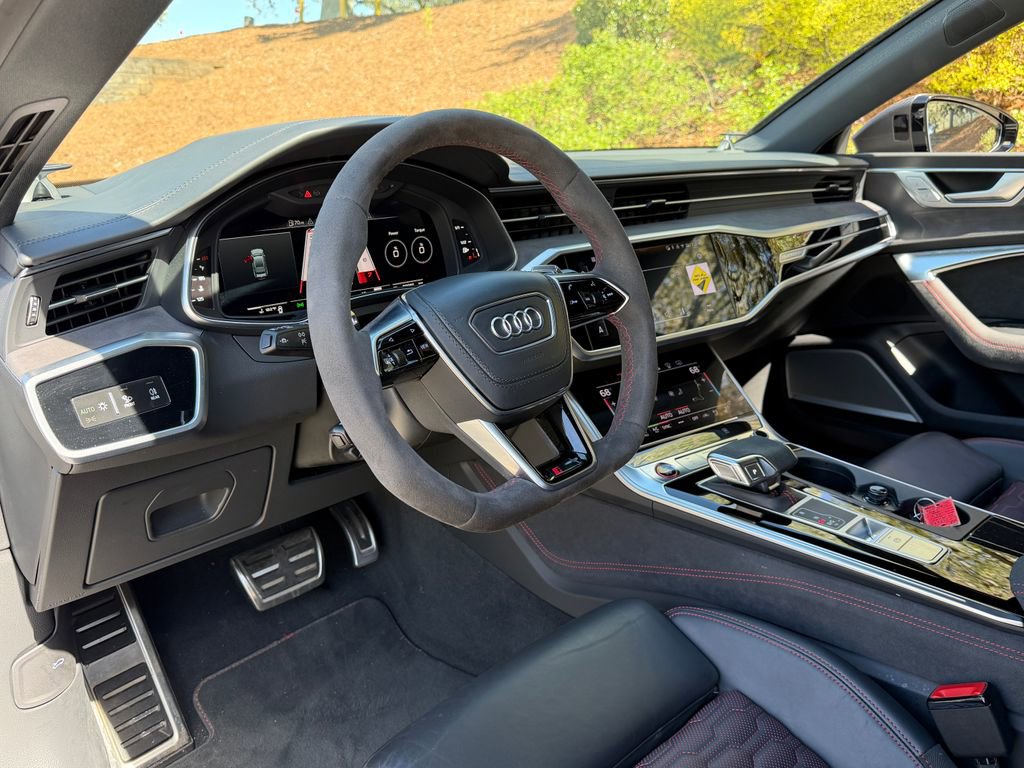 Used 2025 Audi RS 7 Performance image 14