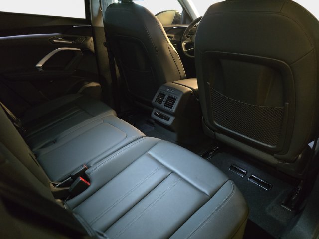 Used 2025 Audi Q5 Premium w/ Convenience Package AWD/4WD image 13